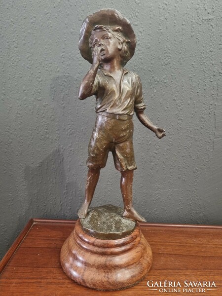 Spiáter fiúcska szobor 34cm - 51157