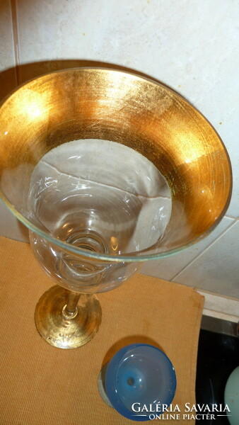 40 cm magas talpas, arany szélű kelyhes pohár