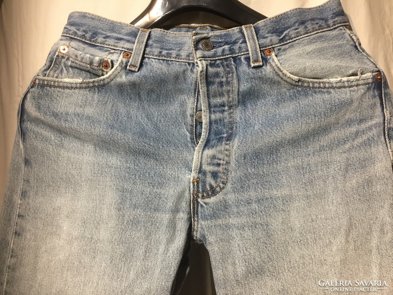 501 Levi's denim pants, size 30 x 33, jeans with buttons