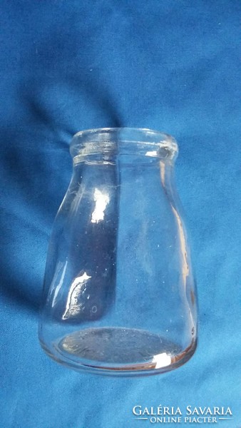 Old 2 dl yogurt bottle, b. T. V.