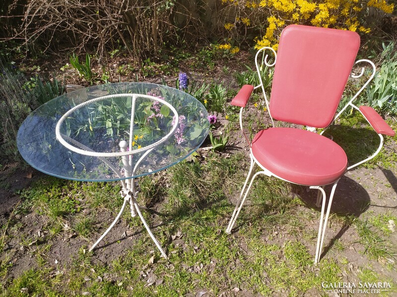 Régi vasvázas kerti szék