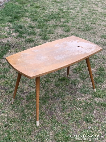 Modern retro coffee table