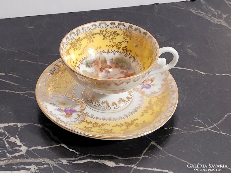 Oscar schlegelmilch gold-plated coffee cup with a yellow cup scene