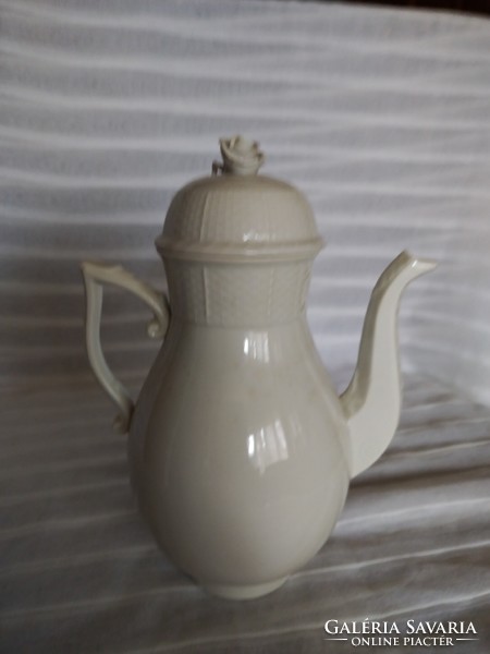 Herend tea spout unmarked