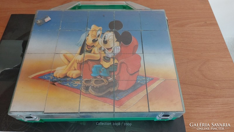 (K) retro disney puzzle cube