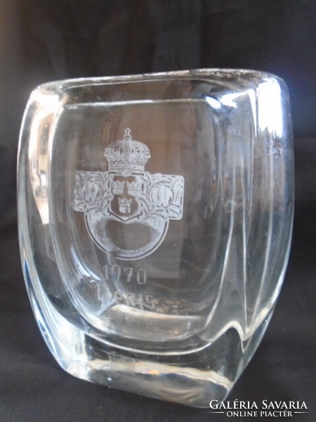 Kosta & Boda szignált különleges üveg exkluziv váza igen nehéz 1532 gramm gravirozott hibátlan