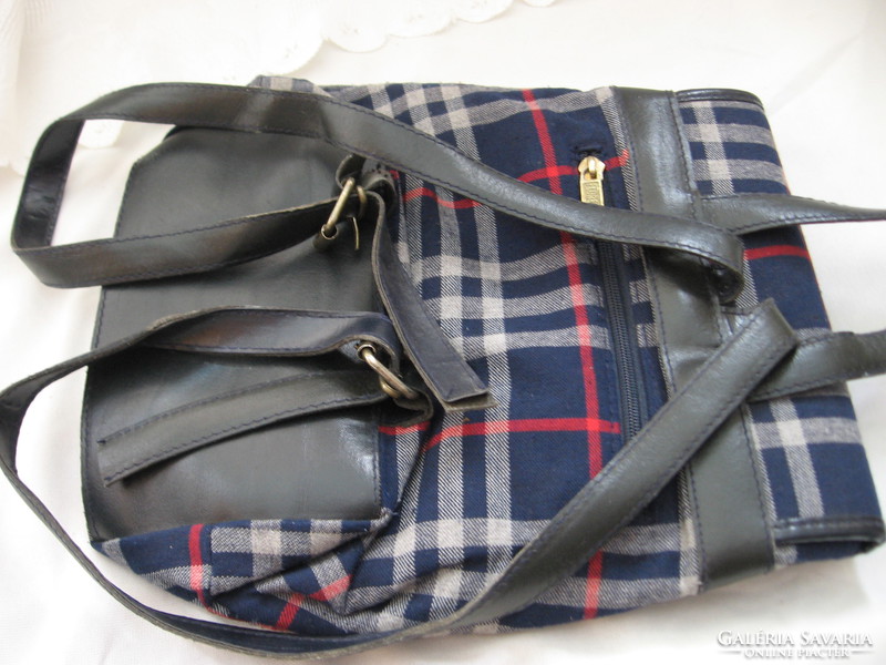 Florence Diego burberry kockás hátizsák nöi táska