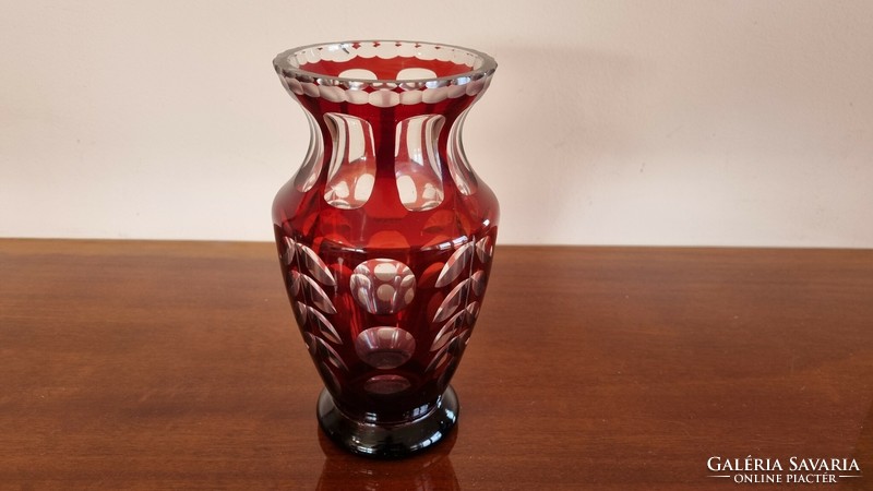 Lead crystal vase 21 cm high - broken