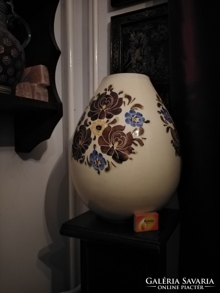 Népi virágos öblös váza 36 cm
