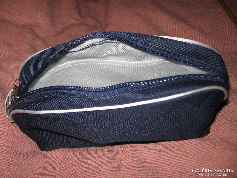 Retro sensodyne toilet bag with toiletries