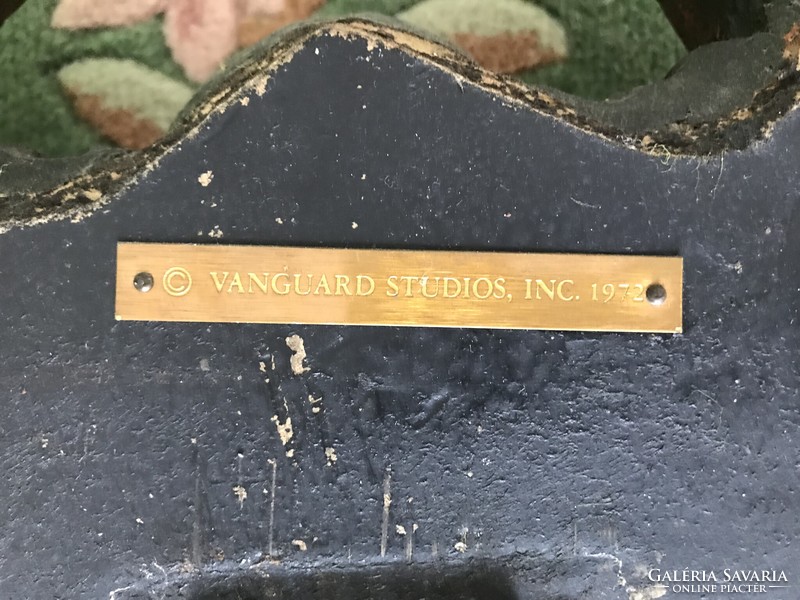 Filmstúdió kellék - Vanguard Studios Inc. 1972.