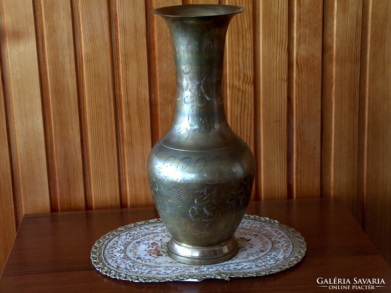 Richly chiselled copper vase, large