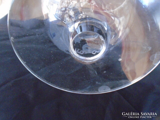 Kosta & Boda szignált különleges üveg kristály,brutálisan nagy űrtartalom hibátlankináó asztal közép