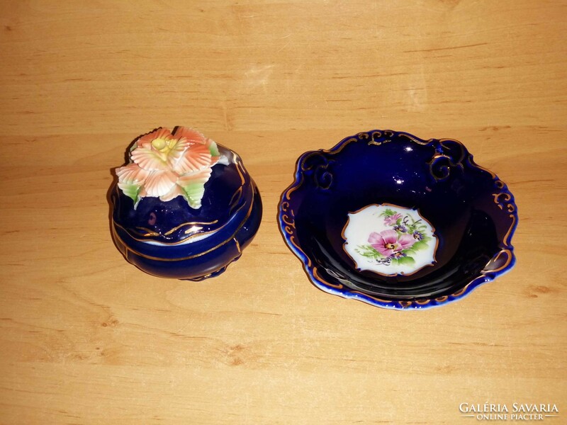 Csodaszép sötétkék porcelán bonbonier vagy ékszertartó kis tálkával (10/K)