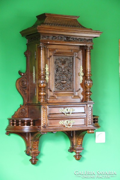 Special tin German wall cabinet