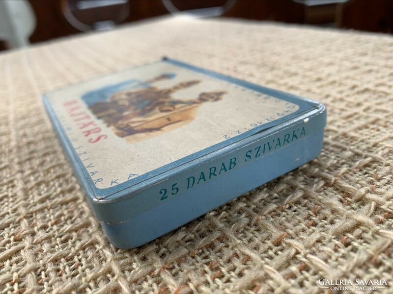 Bajtárs cigar tin box 1949. Metal box, cigarette box, in excellent condition
