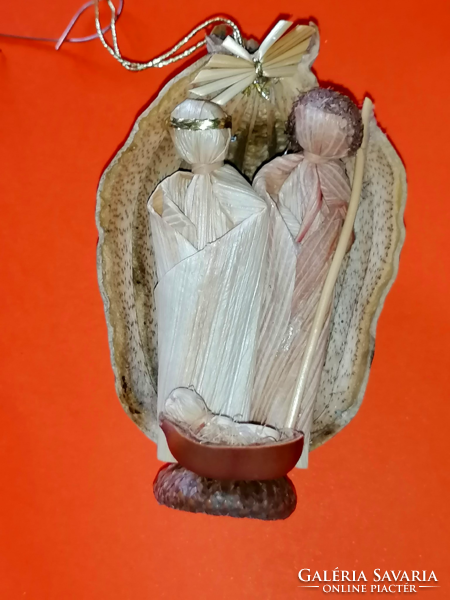 Kézműves karácsonyi dísz. Régi, termény és szalma Jézuska a jászolban, a szent családdal 41.