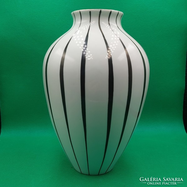 Striped vase of Sándor Koczor raven house