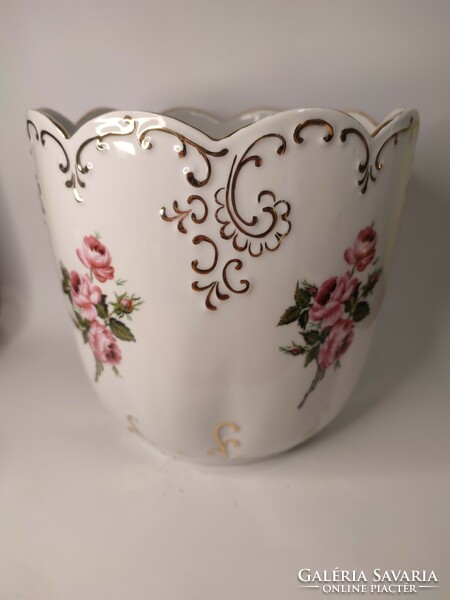 Hollóháza large porcelain rose baroque vase