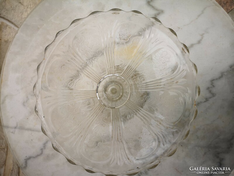 Beautiful antique decorative table centerpiece offering, cake plate glass decorative convex flower decoration
