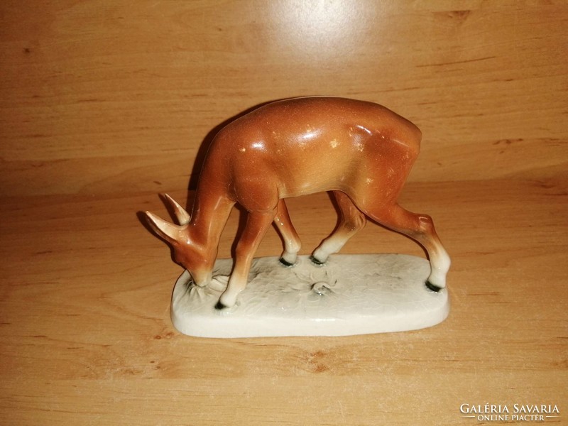 Old marked sitzendorf porcelain deer figure 11 cm high (po-1)