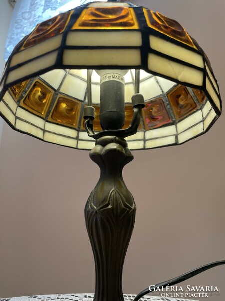 Tiffany lamp