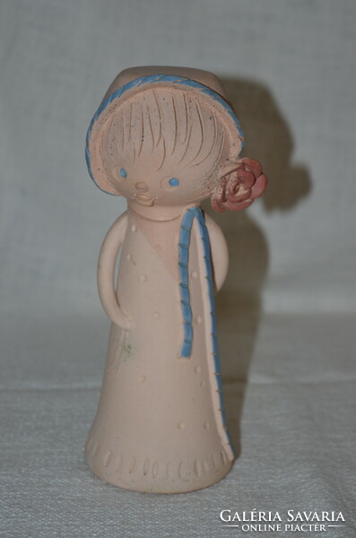 Unglazed ceramic girl figurine ( dbz 0070 )