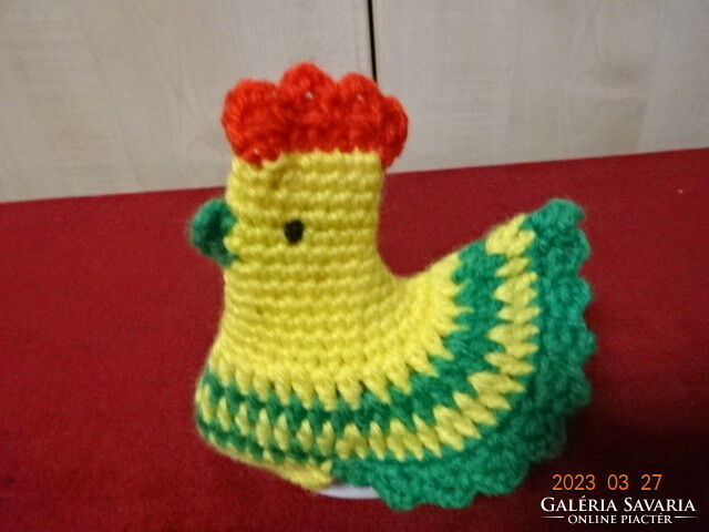 Crochet Easter hen figure, length 12 cm, height 12 cm. Jokai.