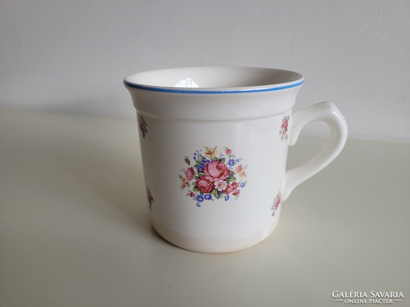 Old large 1-liter pink granite mug with floral pattern with sour cream and sleeping milk folk mug