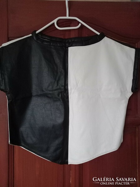 Real leather black white top m