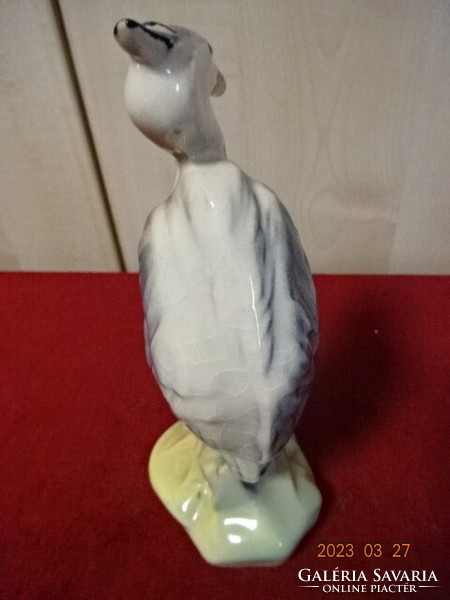 Porcelain figure, hand-painted pelican bird, height 16.5 cm. Jokai.