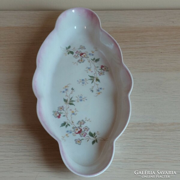 Flower-patterned porcelain tray