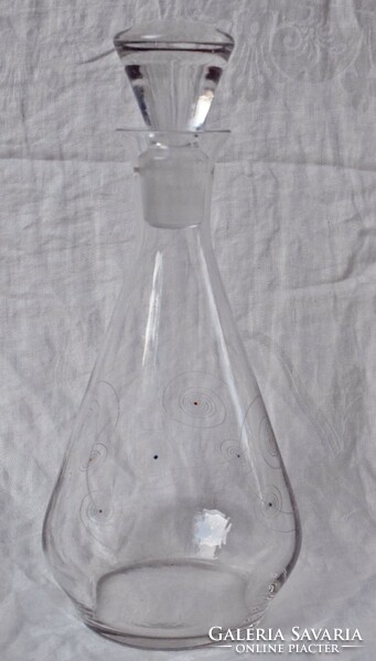 Art-deco pattern polished drinking glass bottle 11 x 25 cm