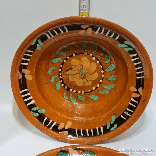 Vámfalu, colorful flower pattern, brown glazed folk ceramic wall plate 2 pcs (2573)