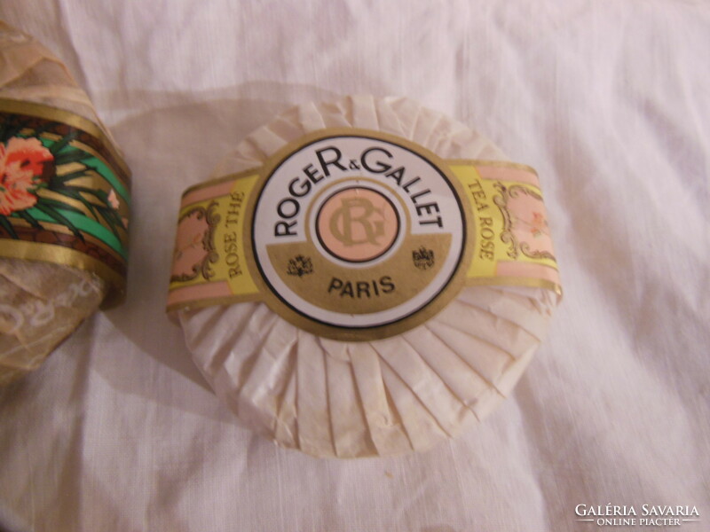 Soap - 7 pieces - roger & gallet - French - large - perfume soap - vintage