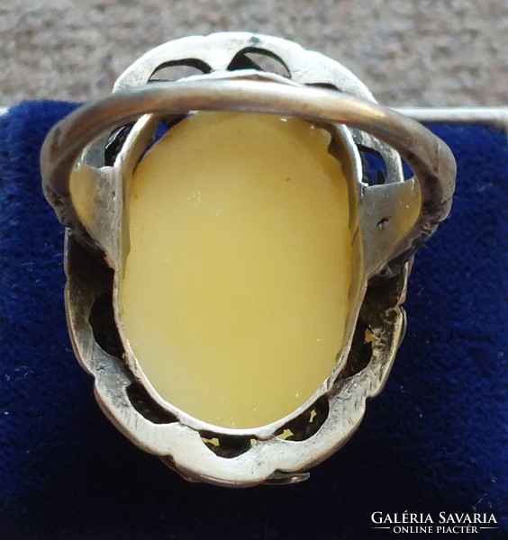 Gyönyörű régi ezüst gyűrű tojássárga, egg yolk borostyánnal