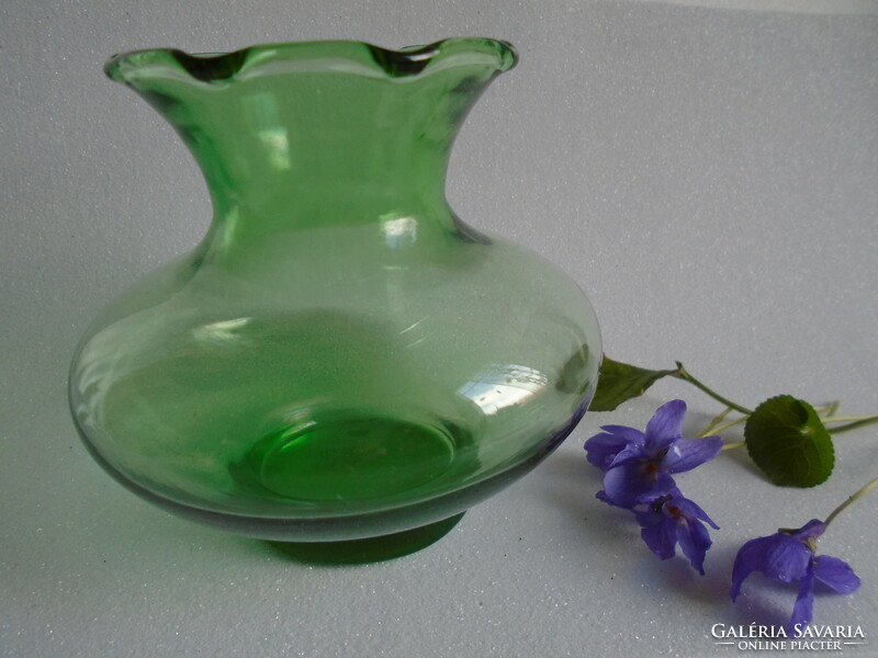 Green violet vase.