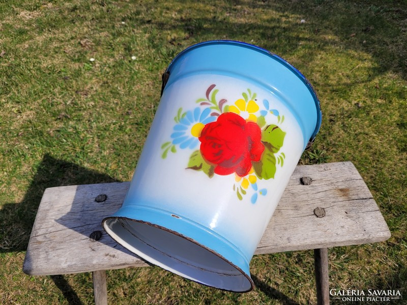 Old enameled floral rose patterned blue white rose enameled vintage bucket jug Budafok