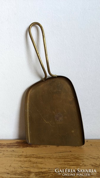 Copper stove shovel