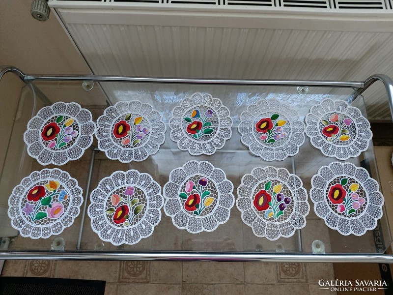 10 Kalocsa tablecloths and coasters