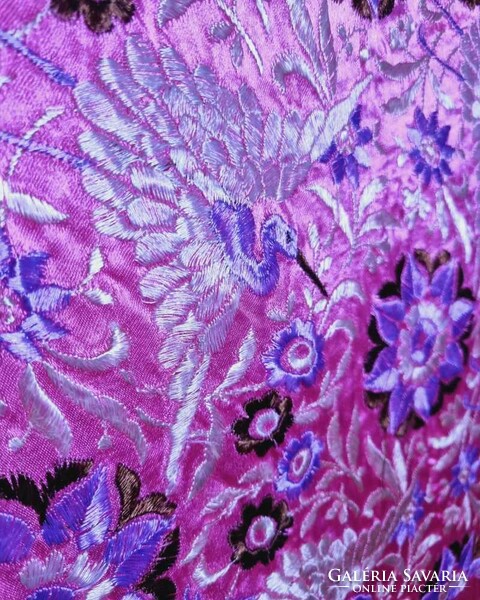 Women's shawl with lots of embroidery 86x86 cm. (3391)