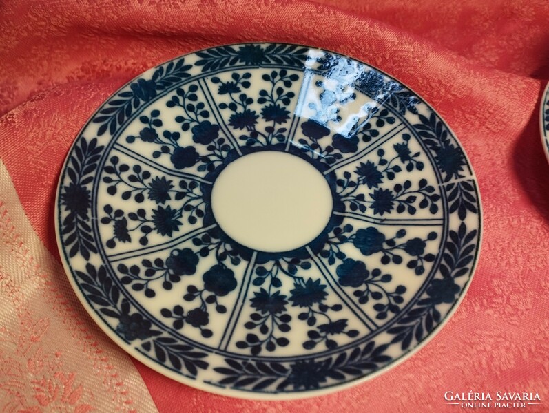 Kék-fehér, japán porcelán csésze aljjal, 2 pár