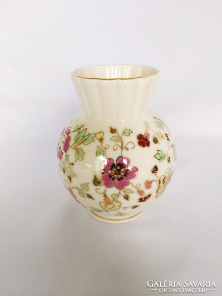 Butterfly globe vase by Zsolnay. Flawless! (No. 23/117.)