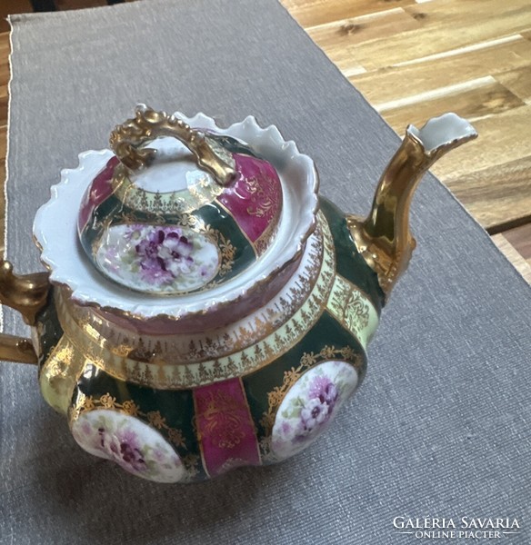 Porcelain teapot. Unmarked