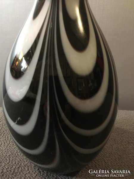 Thick-walled Murano vase!!! Flawless! 21-Cm !!!