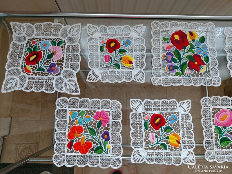 7 Kalocsa tablecloths and coasters