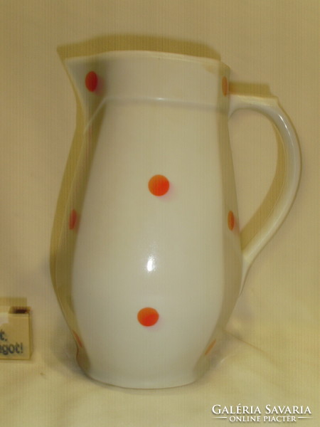 Old hólloháza jug, spout - one liter, with red dots