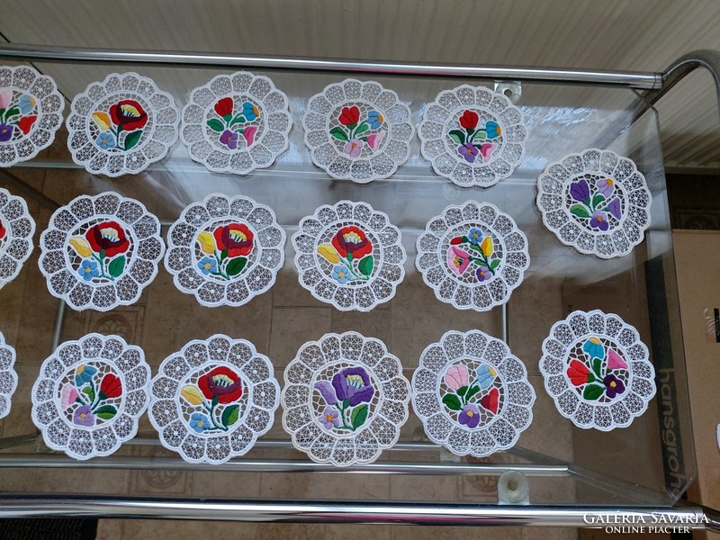20 Kalocsa tablecloths and coasters