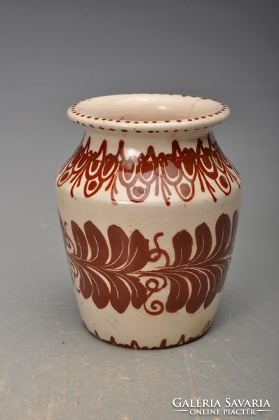 Vase of majolica with folk pattern in Hódmezővásárhely, hmv treasure imre. 1930s.