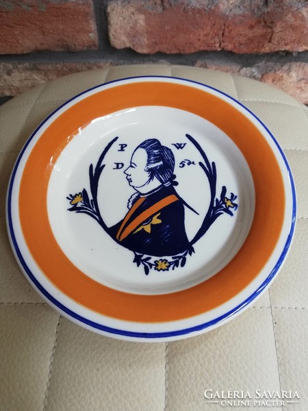 Zenith Gouda porcelán  fali tányér